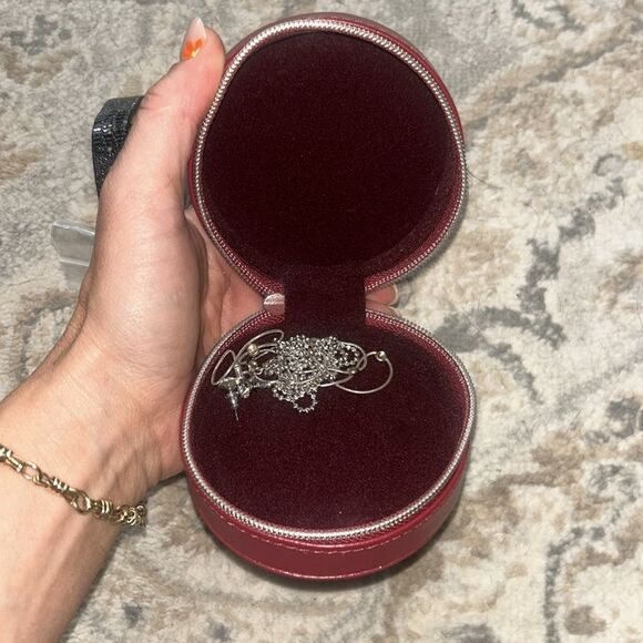 Tom Ford Maroon Leather Jewelry Holder - Picture 4 of 4